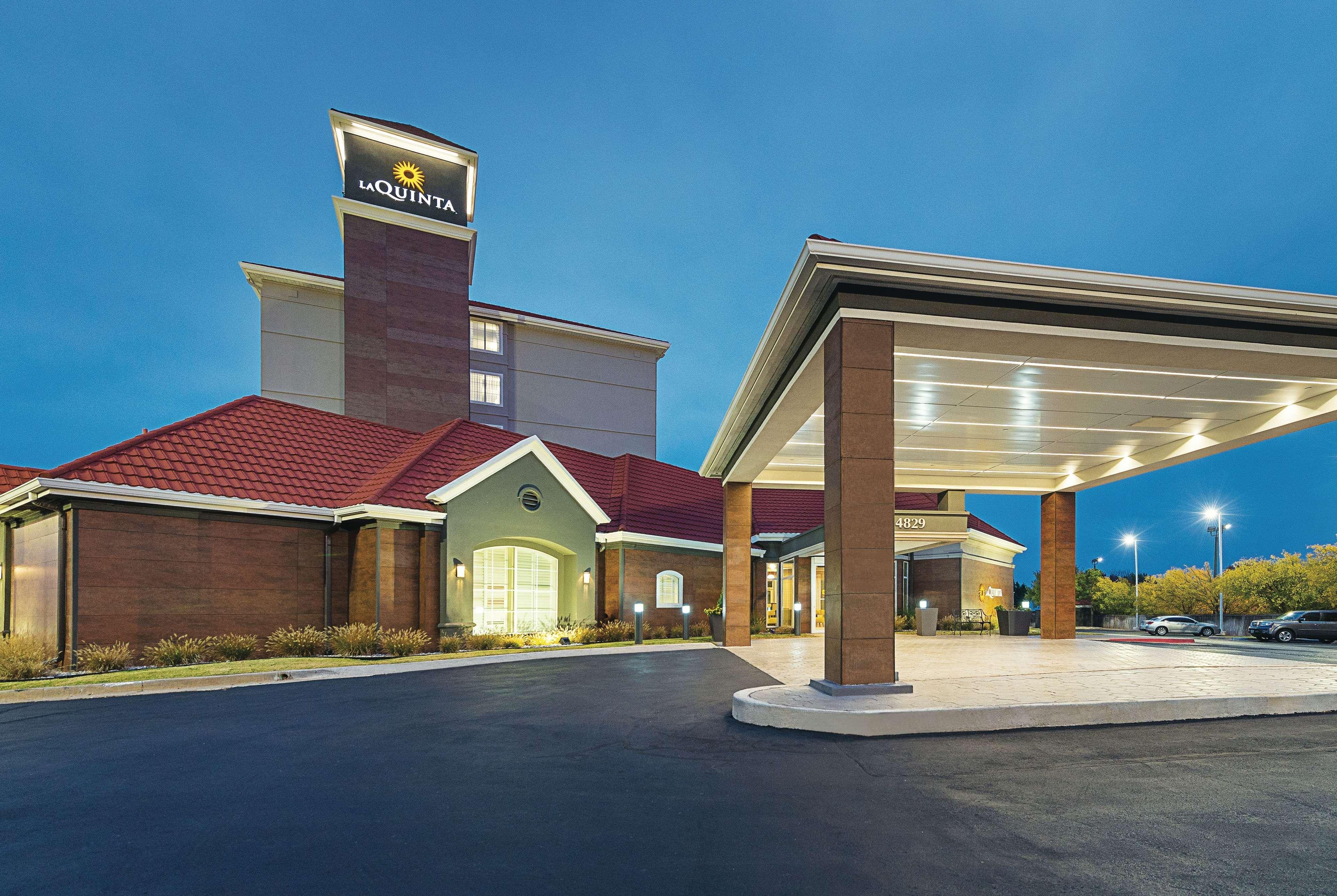 Hotel La Quinta By Wyndham - Nw Expwy 3*