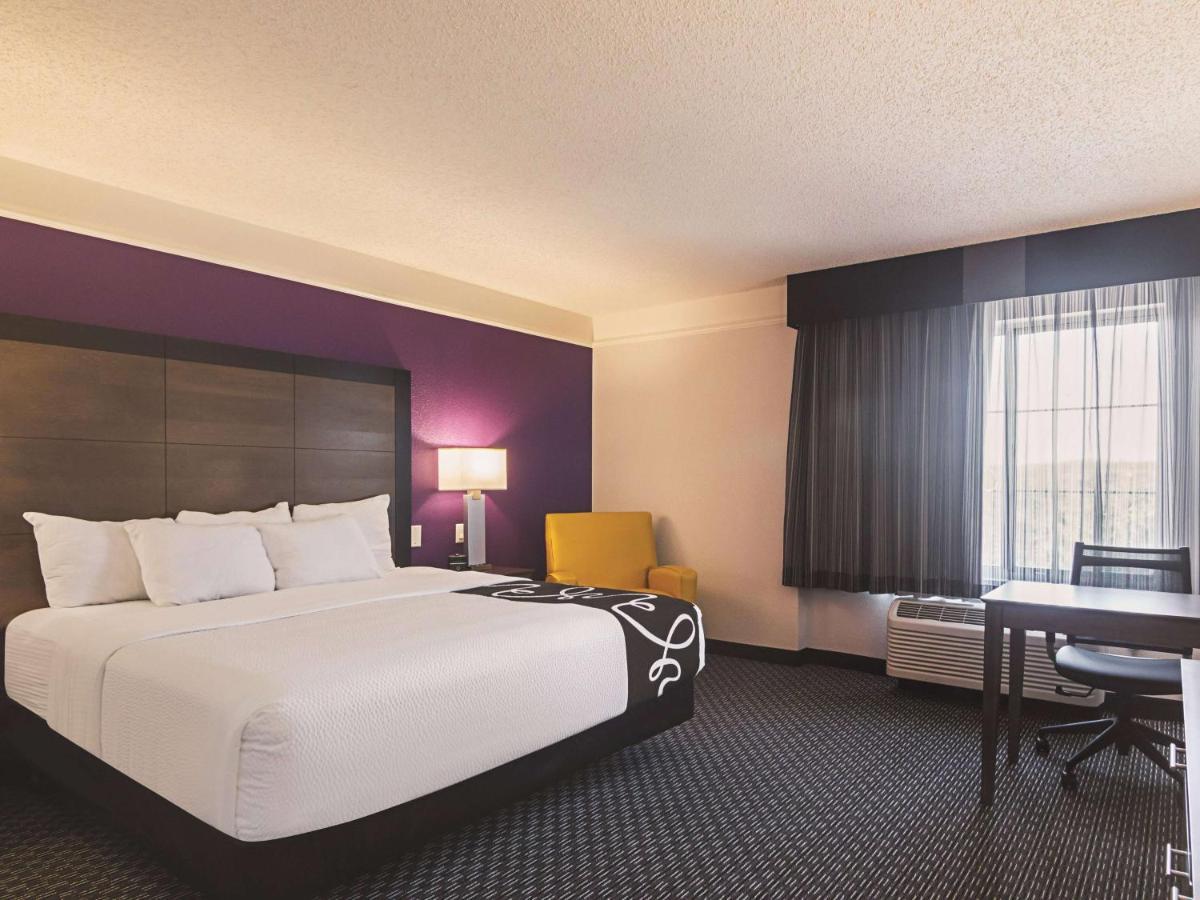 Hotel La Quinta By Wyndham - Nw Expwy 3*